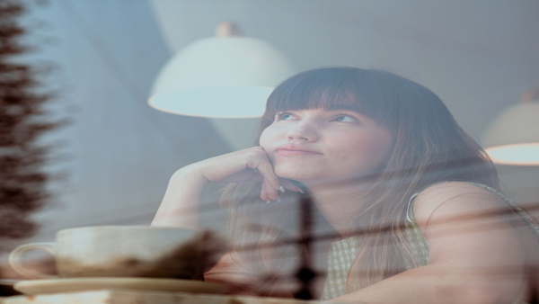 夜勤専従介護職とは？仕事内容・給与相場・求人の選び方